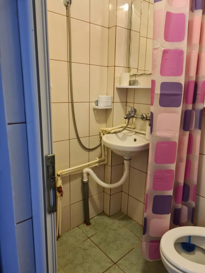 Appartement Ogadugu à Bucarest Extérieur photo